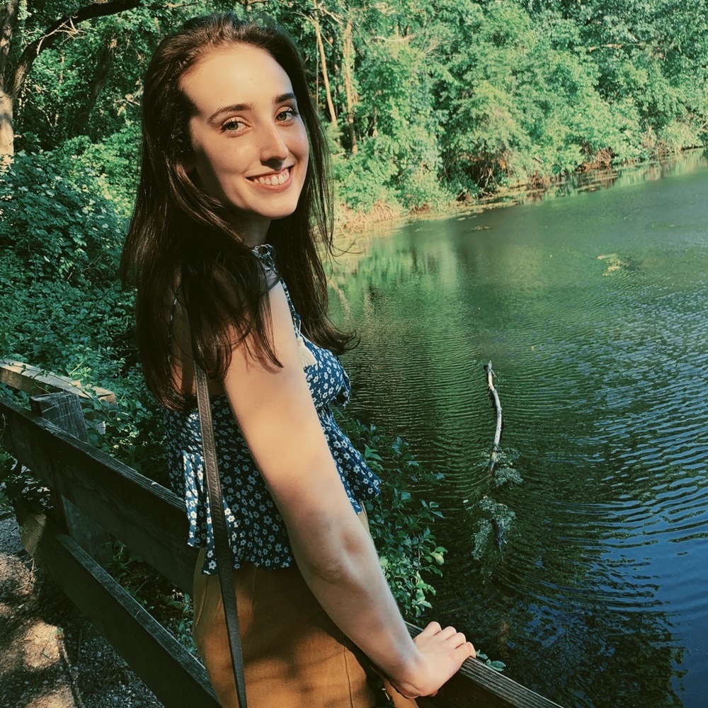 Meet your Posher, Emily